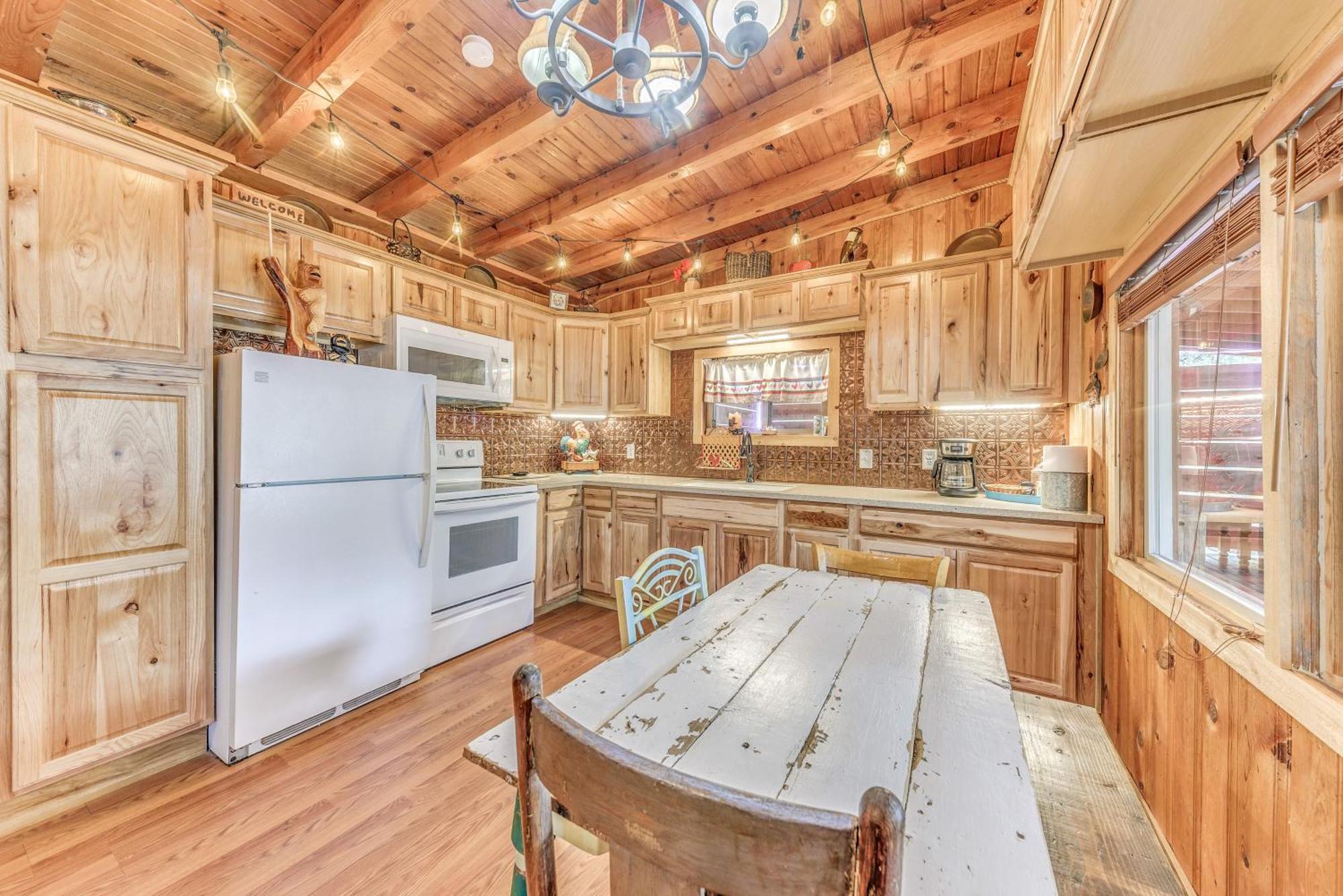 Ruidoso Cabin With Hot Tub - 2 Mi To Grindstone Lake Eksteriør bilde